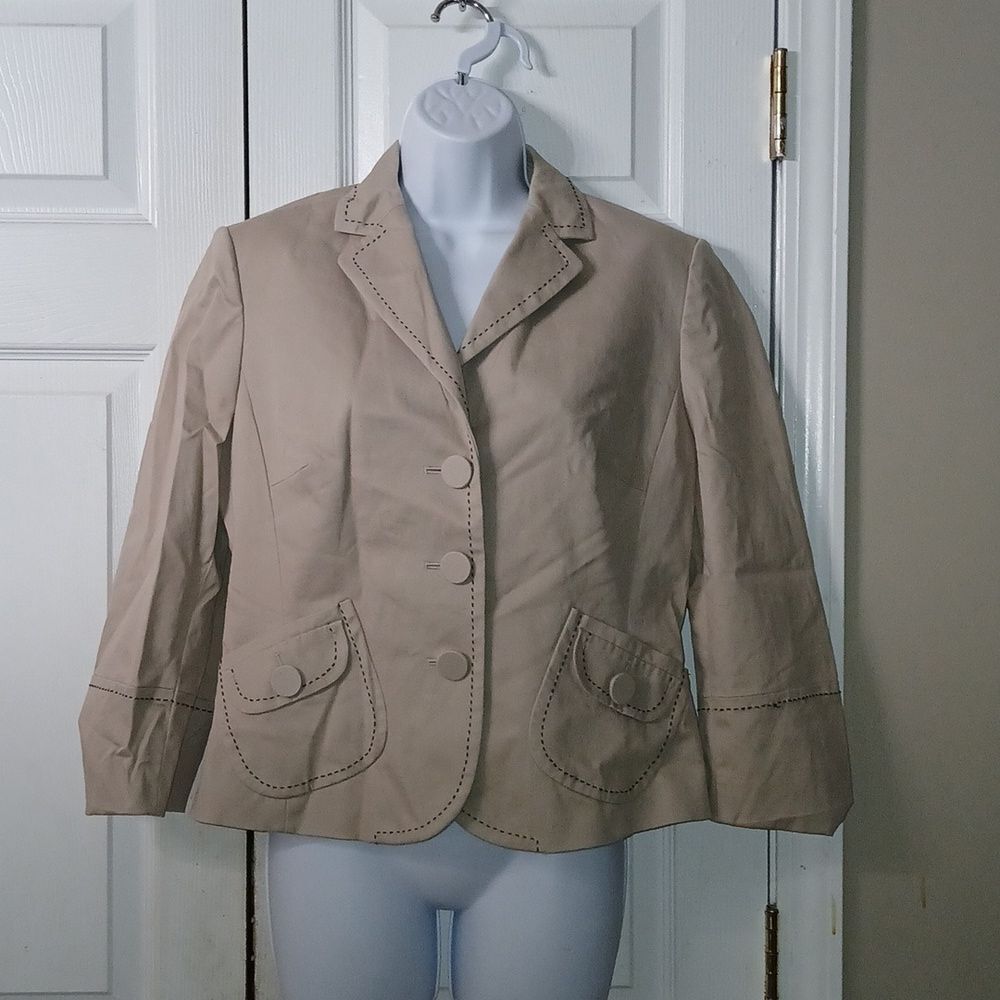 Ann Taylor LOFT  tan blazer black stitching  Sz 10 NWOT